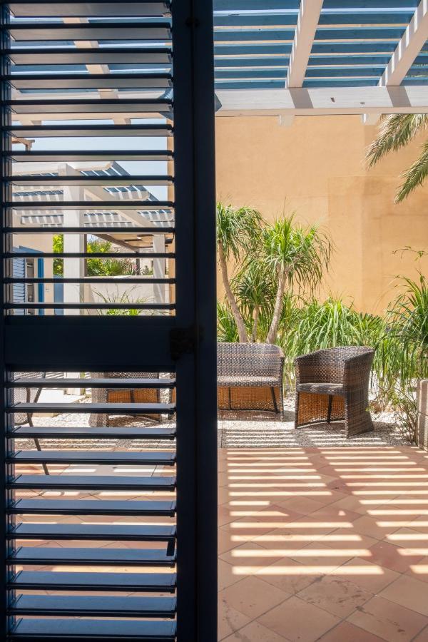 Orsola Apartments Фавиняна Екстериор снимка
