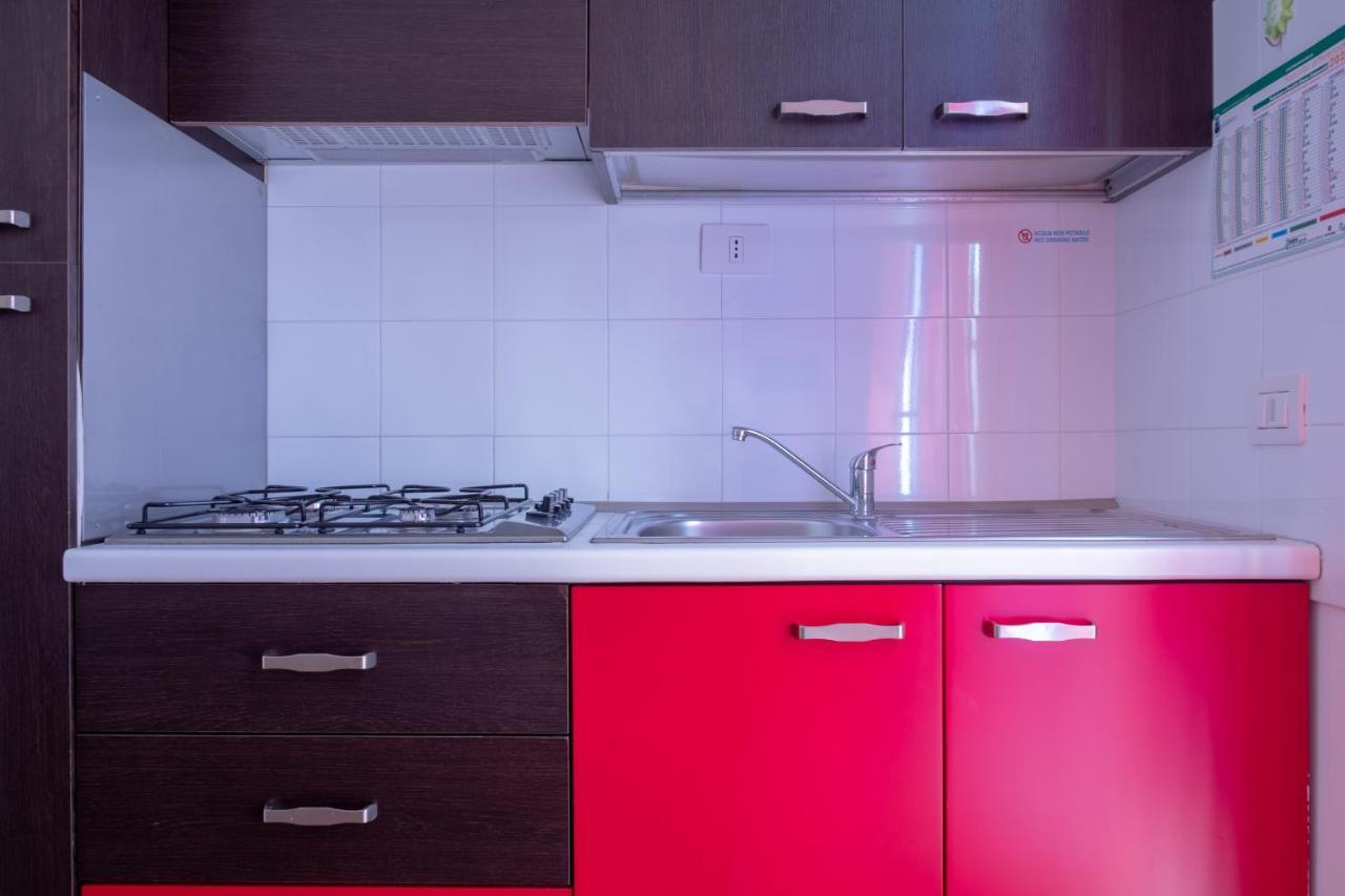 Orsola Apartments Фавиняна Екстериор снимка
