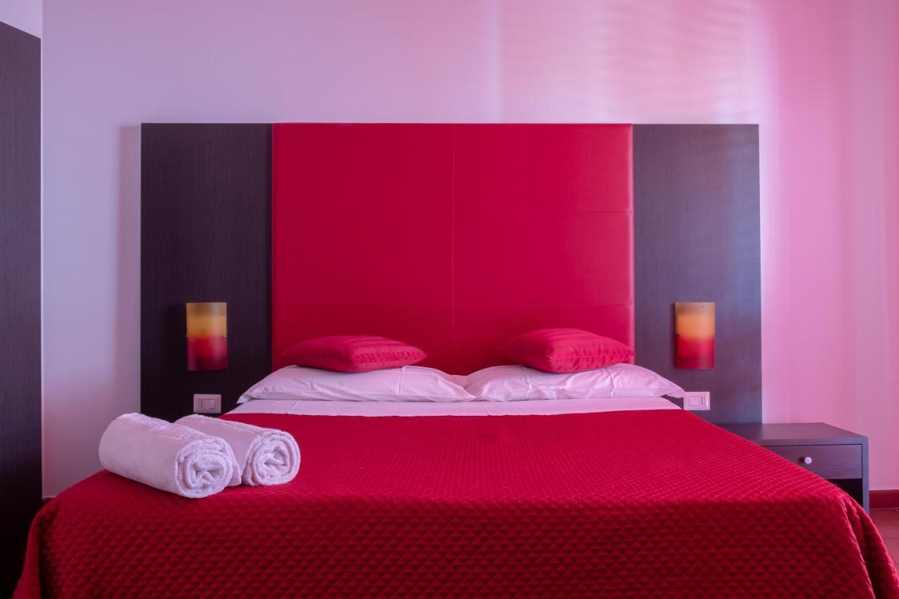 Orsola Apartments Фавиняна Екстериор снимка