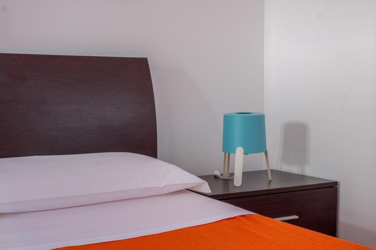 Orsola Apartments Фавиняна Екстериор снимка