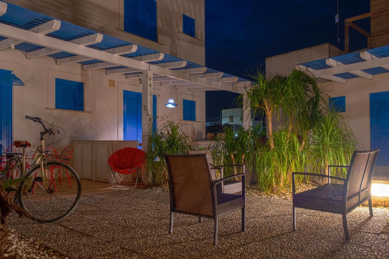 Orsola Apartments Фавиняна Екстериор снимка