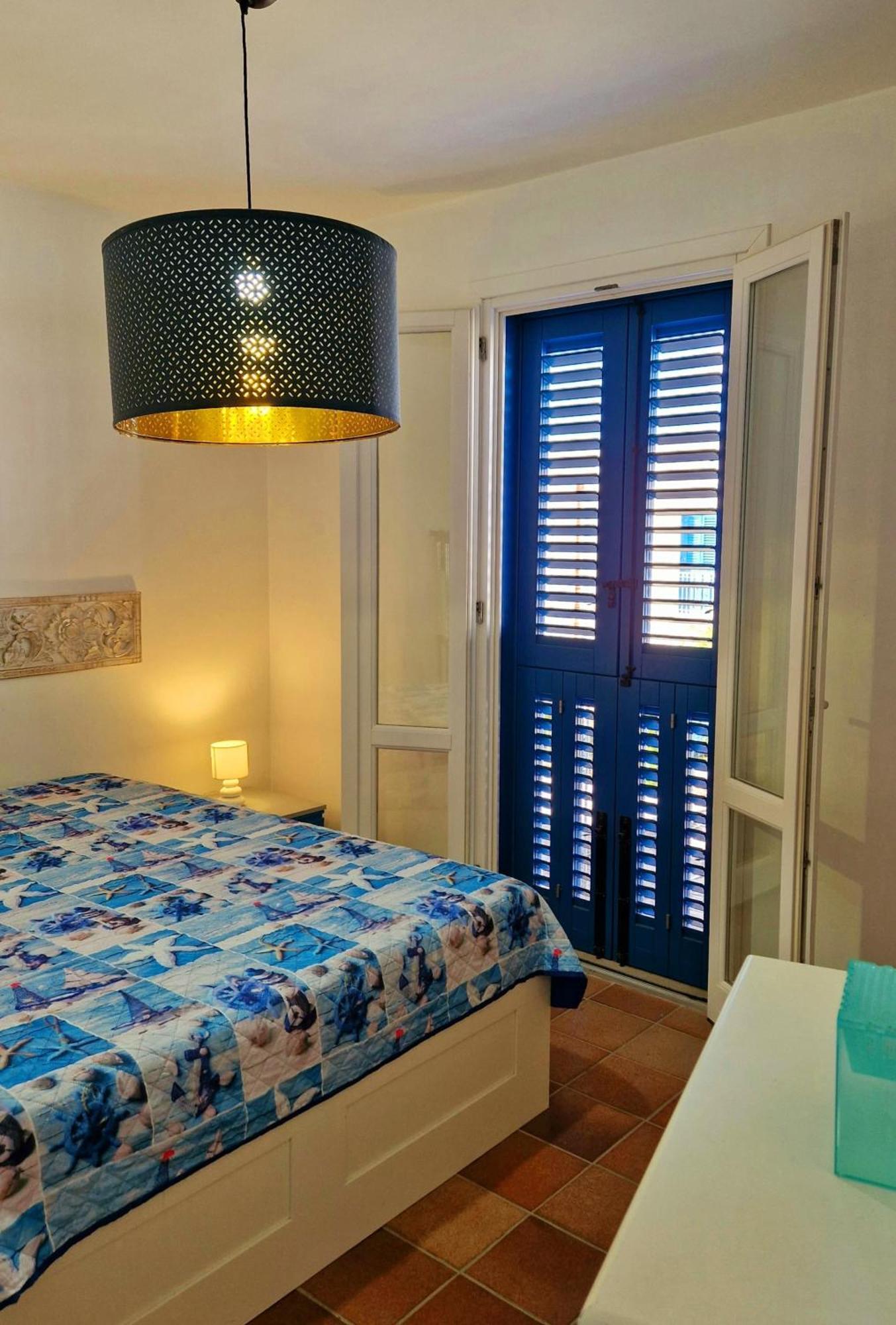 Orsola Apartments Фавиняна Стая снимка