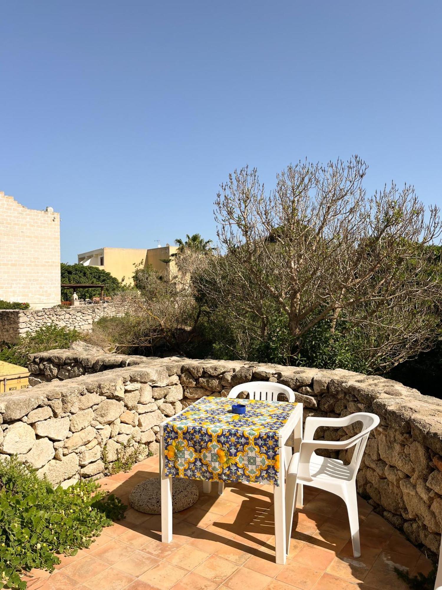 Orsola Apartments Фавиняна Стая снимка