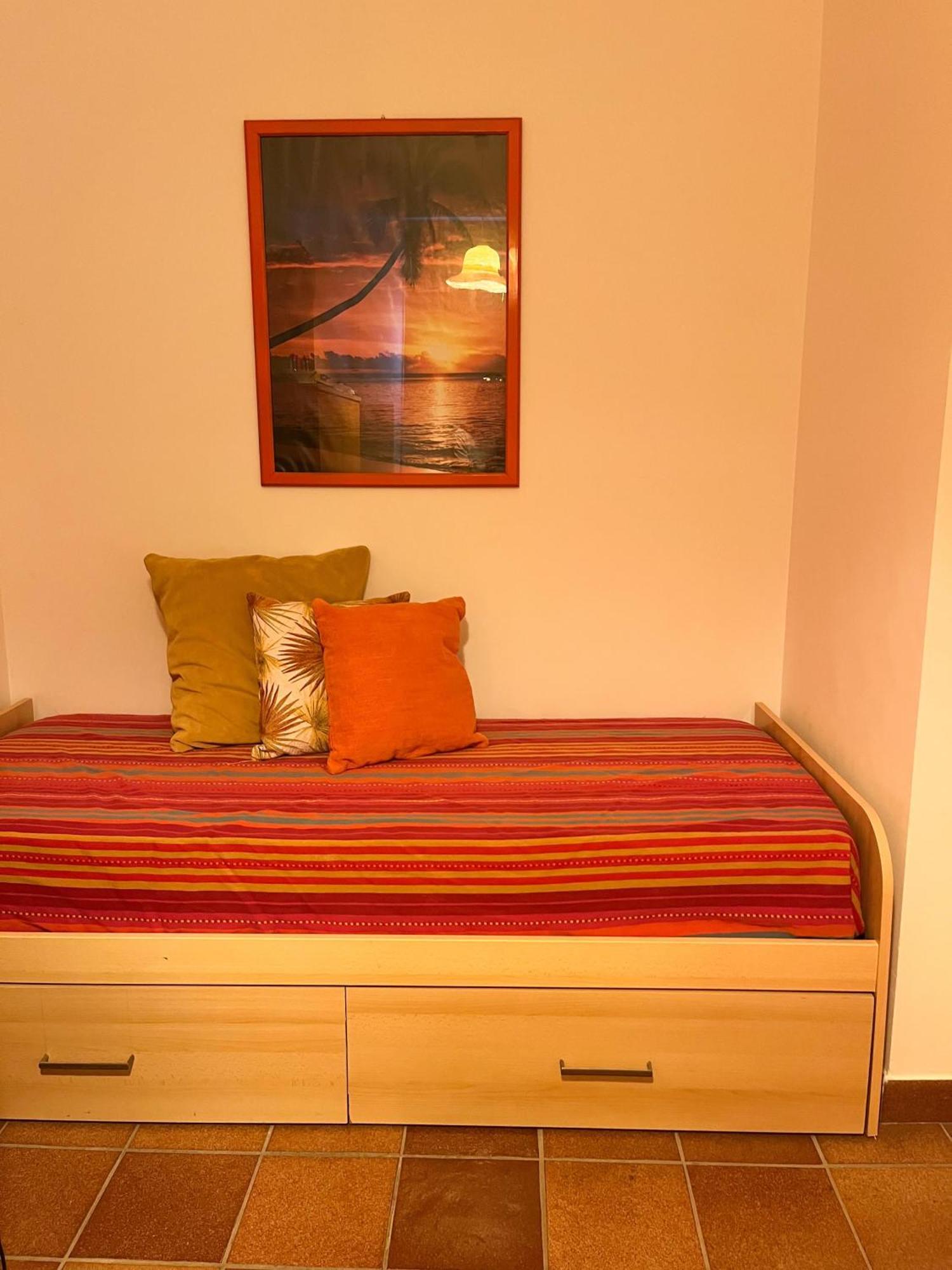 Orsola Apartments Фавиняна Стая снимка